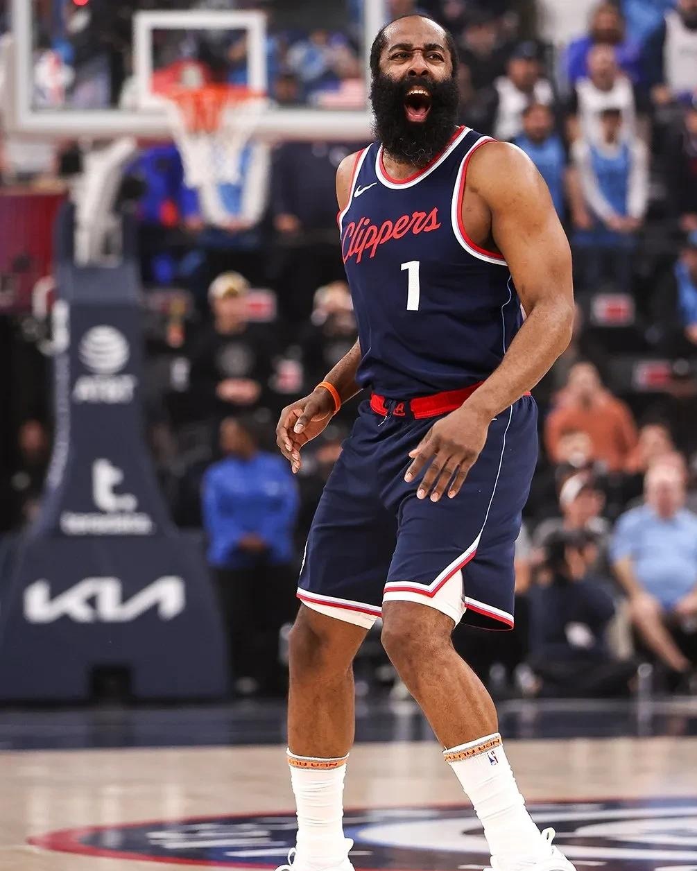 欧冠红黑榜：格纳布里领衔红榜，亚马尔、伊萨克进入黑榜