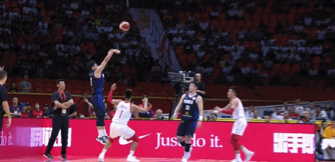 某青少年在 某青少年在