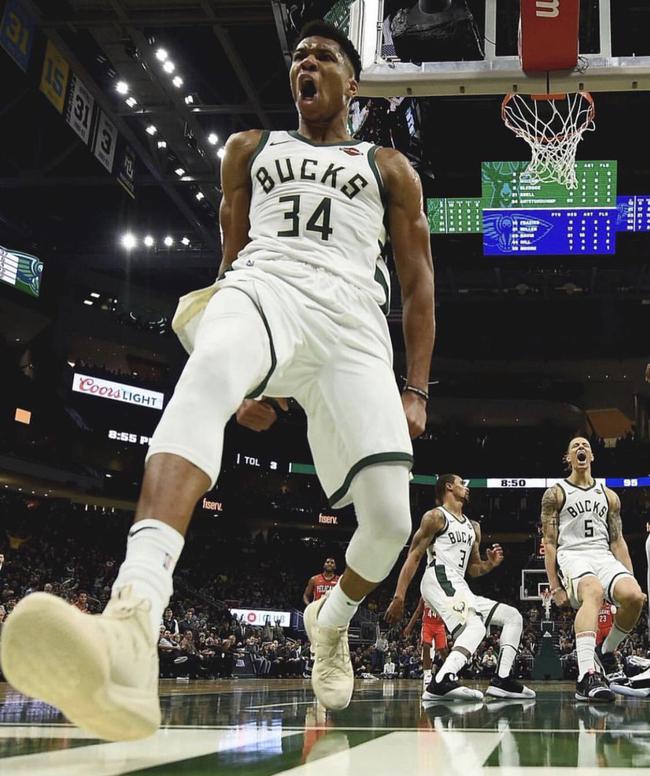 将稳健与冲 将稳健与冲